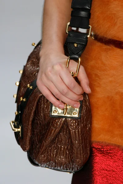 Look 3